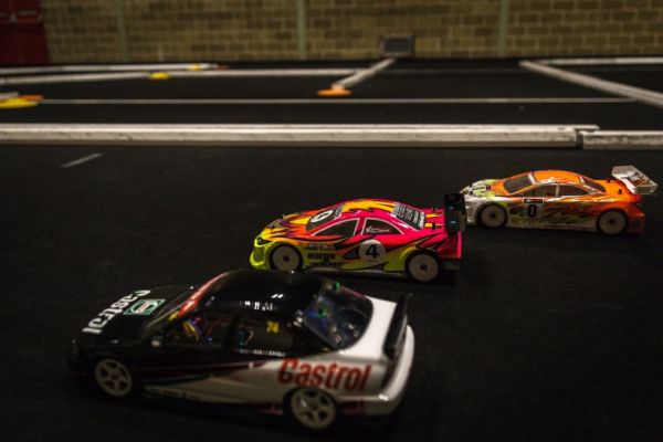 Touring cars on the grid <span style='color:grey;'>(&copy; 2018 Morad Margoum)</span>