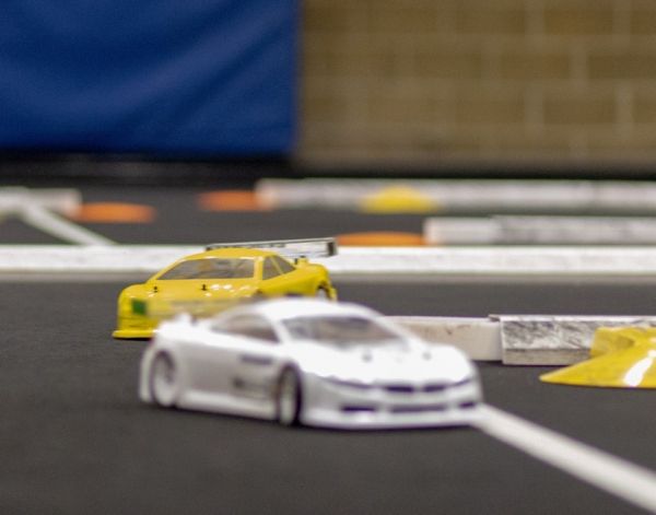 Touring car battle <span style='color:grey;'>(&copy; 2018 Morad Margoum)</span>